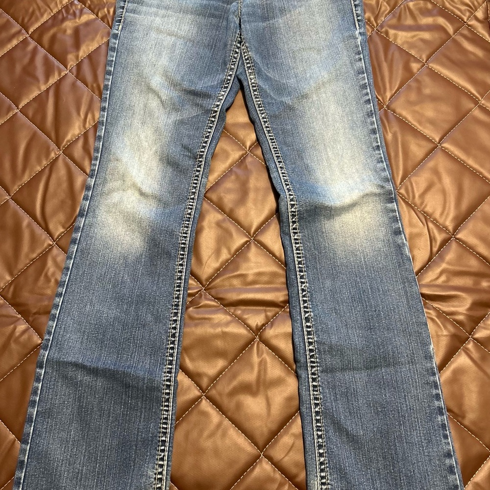 Silver SUKI Classic Blue Women's Jeans 28Wx35L